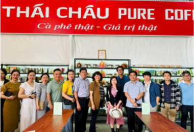 KHÁCH HÀNG CỦA THÁI CHÂU 